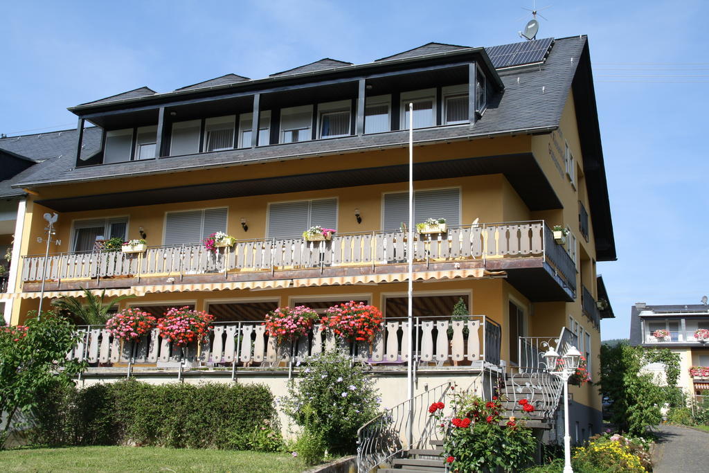 Haus Klosterblick Kröv Esterno foto